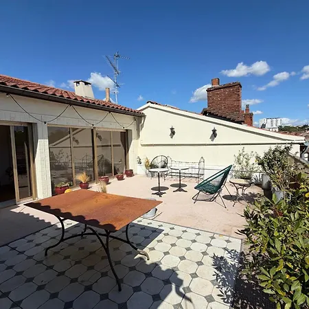 Large 105m With Terrace & Parking Toulouse